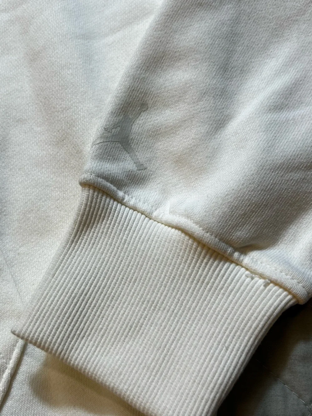 Nike Air‎ Michael Jordan pullover graphic hoodie Cream Men’s Small HJ4396-133